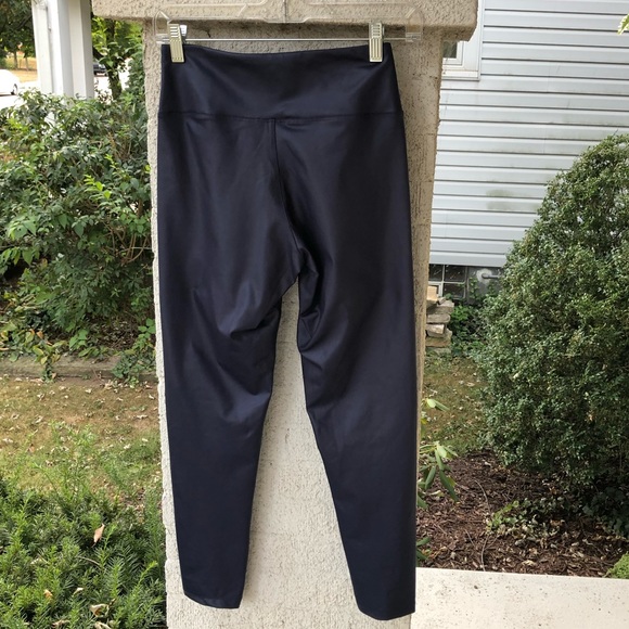 Express navy blue cropped leggings NWOT - Picture 2 of 5